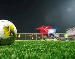 而西漢姆則 而西漢姆則